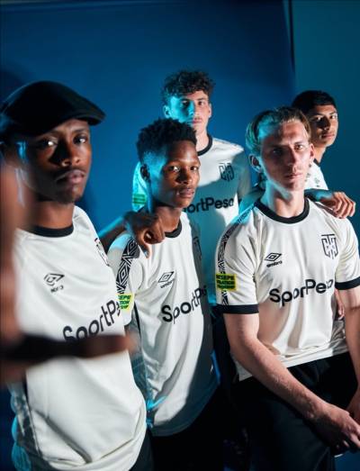 cape_town_city_25_26_umbro_away_kit_d.jpg