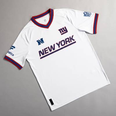 new-york-giants_2025_fanatics_nfl_football_x_football_fan_top_a1.jpg