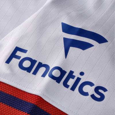 new-york-giants_2025_fanatics_nfl_football_x_football_fan_top_e2.jpg