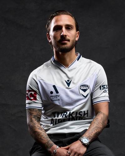 melbourne_victory_25_26_macron_away_kit_e.jpg