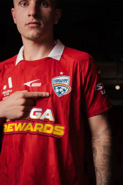 adelaide_united_25_26_ucan_home_kit_f.jpg