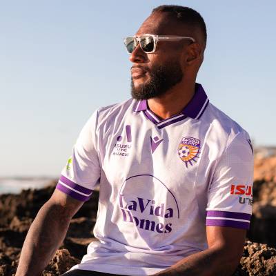 perth_glory_25_26_macron_away_kit_a.jpeg
