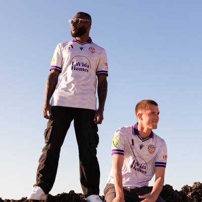 perth_glory_25_26_macron_away_kit_b.jpeg