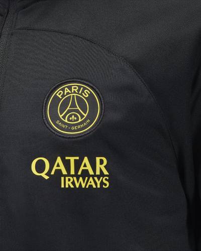 Paris_Saint_Germain_Strike_Fourth_Jordan_Dri_FIT_Hooded_Football_Tracksuit_Black_Tour_Yellow_05.jpeg