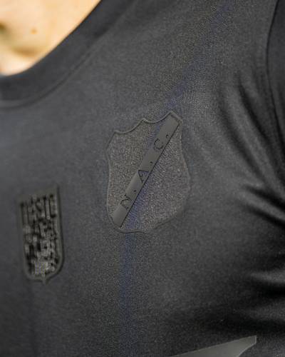 nac_25_26_nike_away_kit_d.jpg