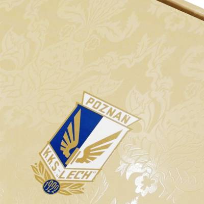 lech_poznan_25_26_macron_fourth_kit_h.jpg