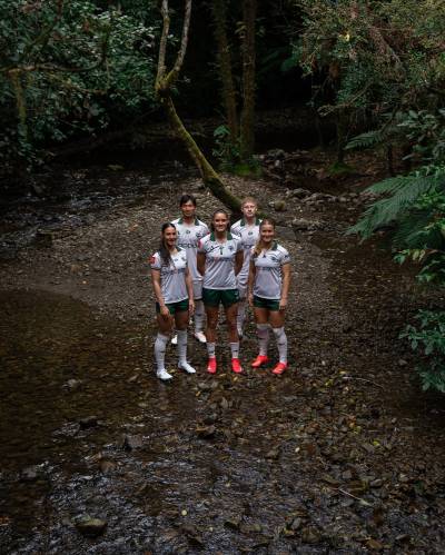wellington_phoenix_25_26_dynasty_sport_away_kit_f.jpg