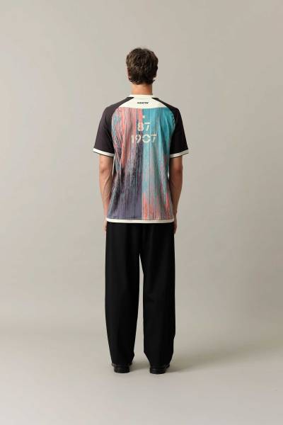venezia_25_26_nocta_pre_match_jersey_ii_03.jpg