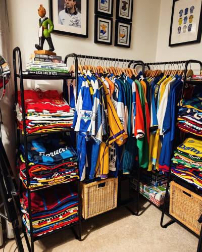 woody_collector_wednesday_fan_and_90s_football_enthusiast_c.jpg