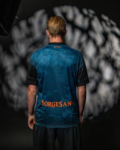 napoli_25_26_ea7_halloween_shirt_c.jpg