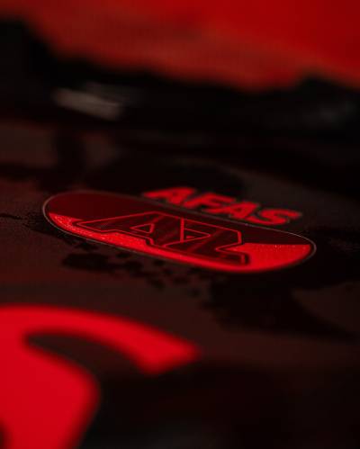 az_25_26_nike_third_kit_f.jpg