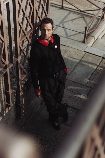 ac_milan_1967_68_goalkeeper_kit_knit_f.jpg