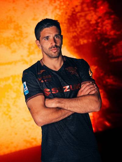 torino_25_26_joma_third_kit_b.jpg