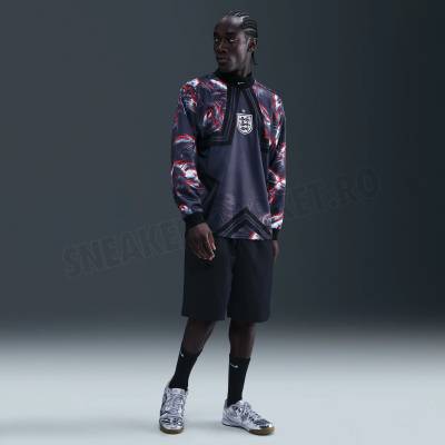 nike_england_authentic_goalkeeper_shirt_leaked_c.jpeg