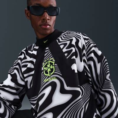 nike_brazil_authentic_goalkeeper_shirt_leaked_b.jpeg