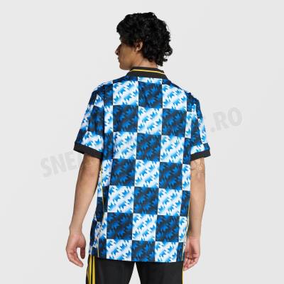 manchester_united_2025_adidas_lfstlr_jersey_leaked_b.jpeg