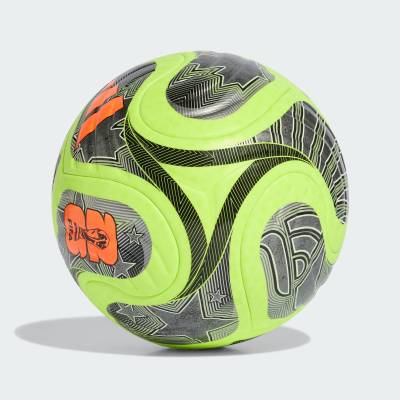 adidas_fifa_world_cup_26_trionda_pro_winter_ball_b1.jpg