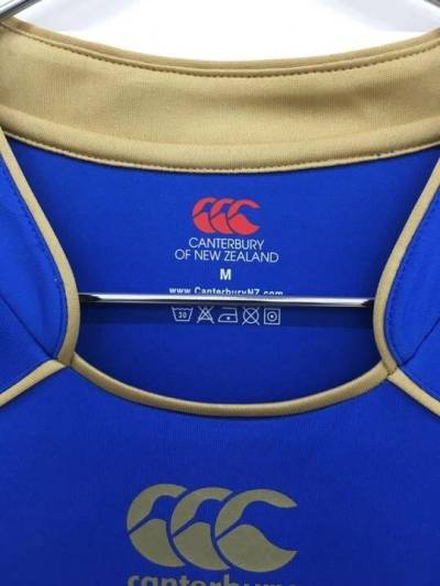 Portsmouth_2008_09_Canterbury_home_shirt_3.jpg
