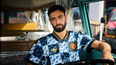 manchester_united_2025_adidas_lfstlr_collection_8.jpg