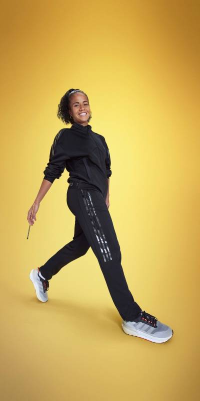 adidas_launch_new_label_adidas_sportswear_e.jpg