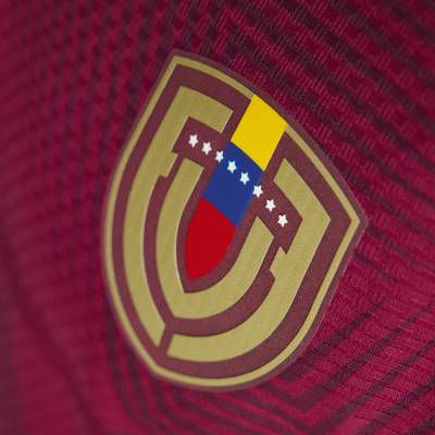 venezuela_2026_adidas_home_kit_c1.jpg