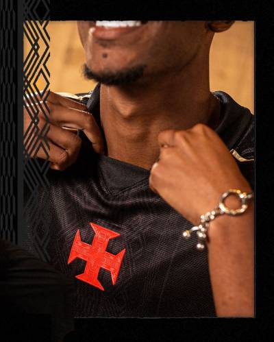vasco_da_gama_2025_black_awareness_month_shirt_c.jpg