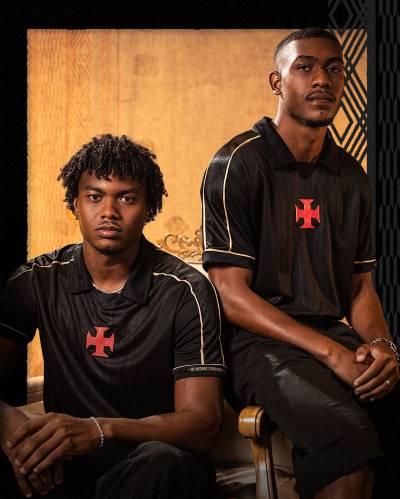 vasco_da_gama_2025_black_awareness_month_shirt_d.jpg
