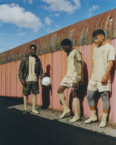 stone_island_x_new_balance_furon_v8_football_kit_e.jpg