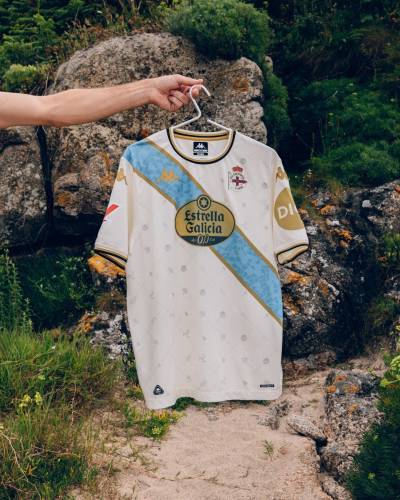 deportivo_de_la_coruna_25_26_kappa_third_kit_1.jpeg