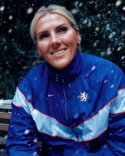 chelsea_2025_the_magic_of_blue_collection_b.jpg