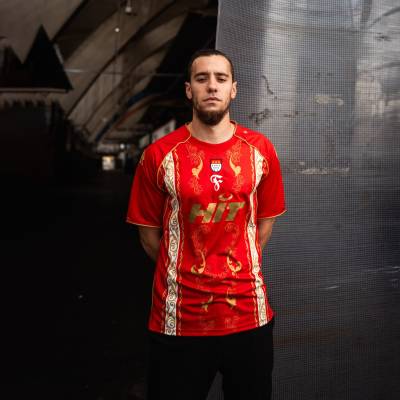 fortuna_koln_25_26_robey_carnival_shirt_1.jpg