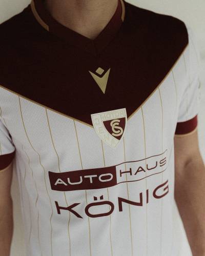 carl_zeiss_jena_2025_macron_special_edition_jersey_b.jpg