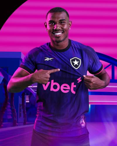 botafogo_25_26_reebok_fifth_kit_a.jpg