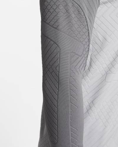 liverpool_strike_elite_nike_dri_fit_adv_football_drill_top_wolf_grey_smoke_grey_tough_red_tough_red_6.jpeg