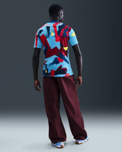 barcelona_25_26_nike_fourth_pre_match_top_e.jpeg