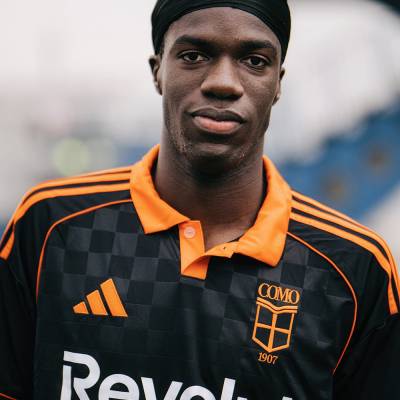 como_25_26_adidas_third_kit_3.jpg