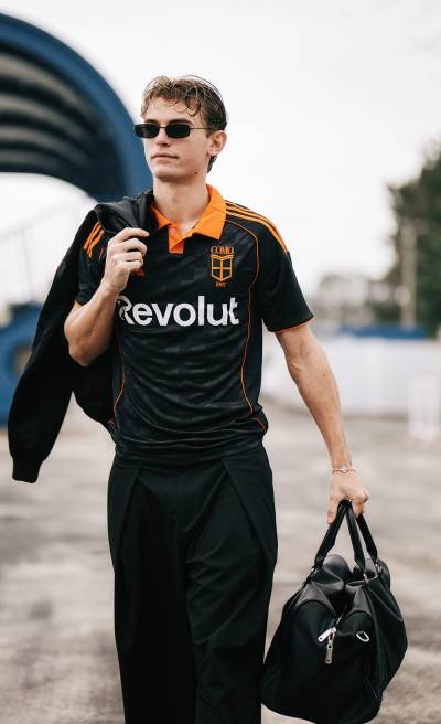 como_25_26_adidas_third_kit_4.jpg