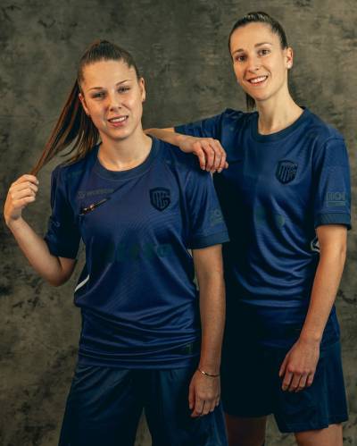 krc_genk_2025_nike_warmste_week_shirt_a.jpg