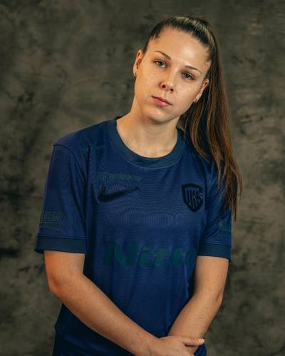 krc_genk_2025_nike_warmste_week_shirt_d.jpg