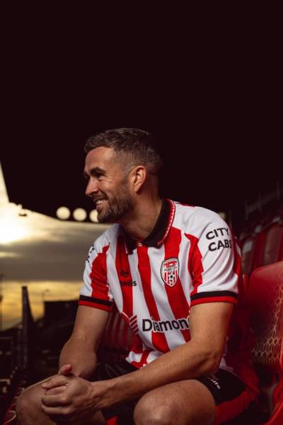 derry_city_2026_oneills_home_kit_d.jpeg