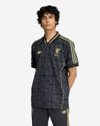 jw5462_3_apparel_on_model_standard_view_custom.png