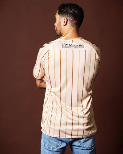 ballard_fc_2026_inaria_home_kit_b.jpg