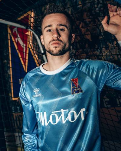 motor_lublin_2025_hummel_75th_anniversary_shirt_1.jpg