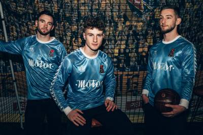 motor_lublin_2025_hummel_75th_anniversary_shirt_5.jpg