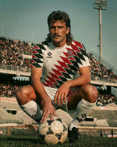 sorrento_80th_anniversary_jersey_d.jpg