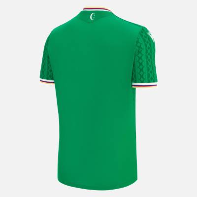 comoros_25_26_macron_home_and_away_kits_b2.jpg