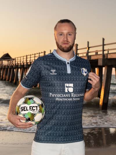 fc_naples_2026_hummel_home_kit_2.jpg