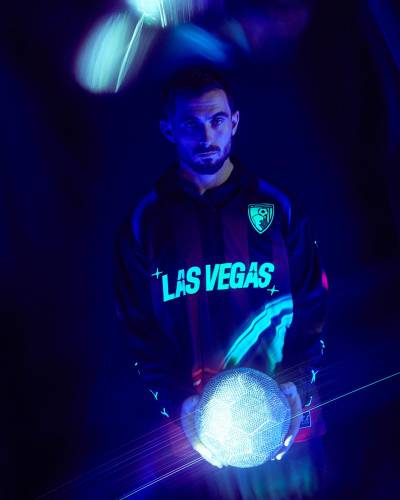 bournemouth_2026_glow_in_the_dark_kit_d.jpg
