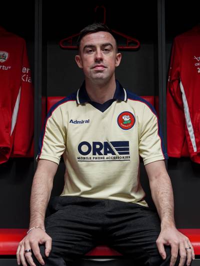 barnsley_1998_admiral_away_retro_shirt_h.jpg