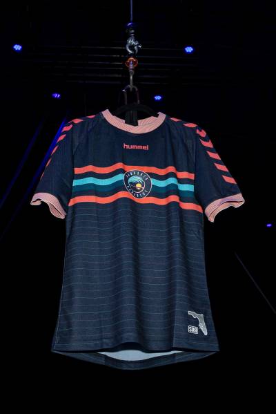 sarasota_paradise_2026_hummel_home_kit_0.jpeg